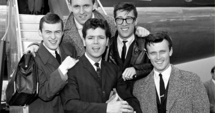 Cliff Richard & The Shadows – Move It (The Cliff Richard Show, 19.03.1960)