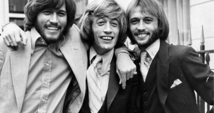 Bee Gees – Stayin’ Alive