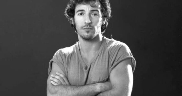 Bruce Springsteen – Dancing In the Dark