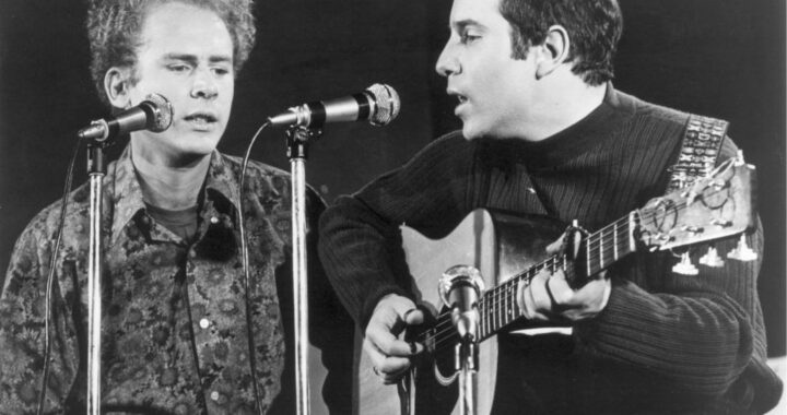 Simon & Garfunkel – Bridge over Troubled Water