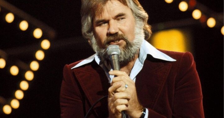 Kenny Rogers – The Gambler