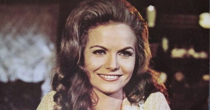 Jeannie C. Riley – Harper Valley P.T.A.