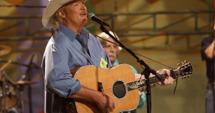 Alan Jackson – Chattahoochee