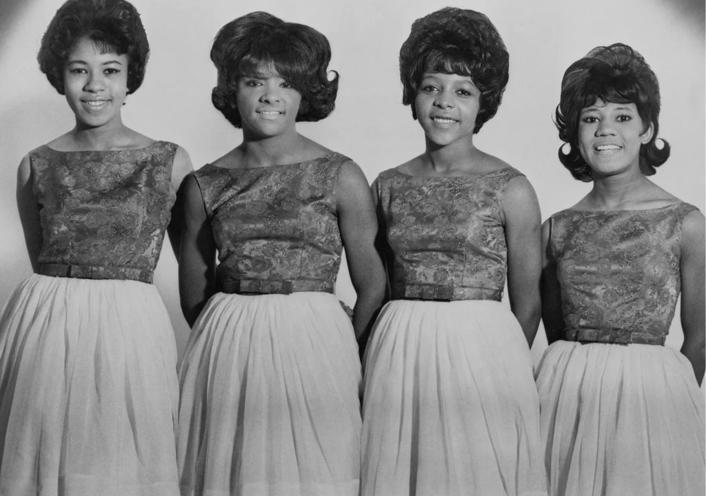 The Crystals – Then He Kissed Me