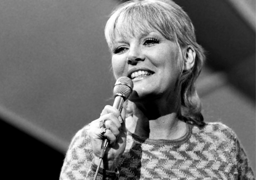 Petula Clark ~ Don’t Sleep in The Subway (1967)