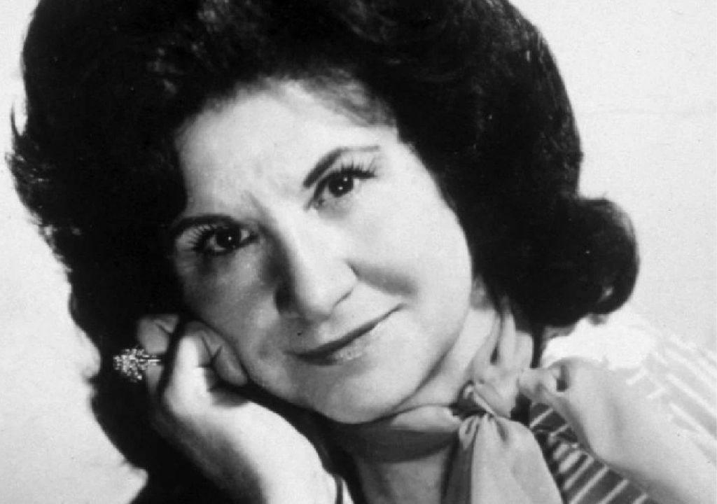 Kitty Wells “I Don’t Claim to Be an Angel”