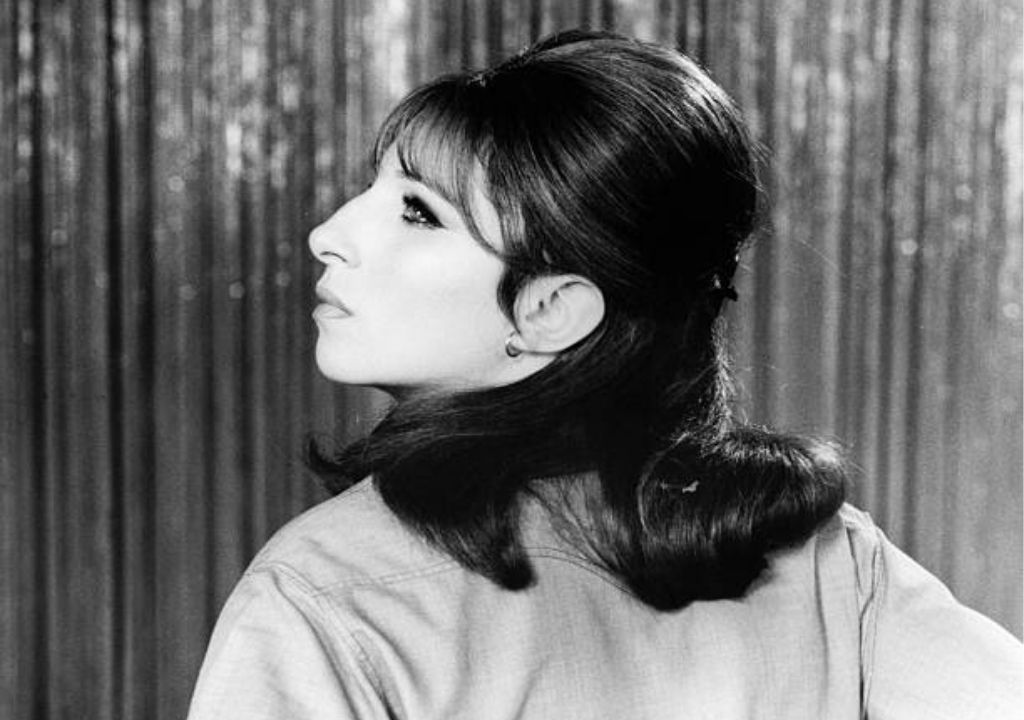 Barbra Streisand -“Evergreen” from A Star Is Born” (1976)