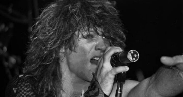 Bon Jovi – Livin’ On A Prayer (1986)