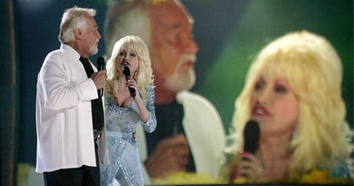 Kenny Rogers – You Can’t Make Old Friends (duet with Dolly Parton)