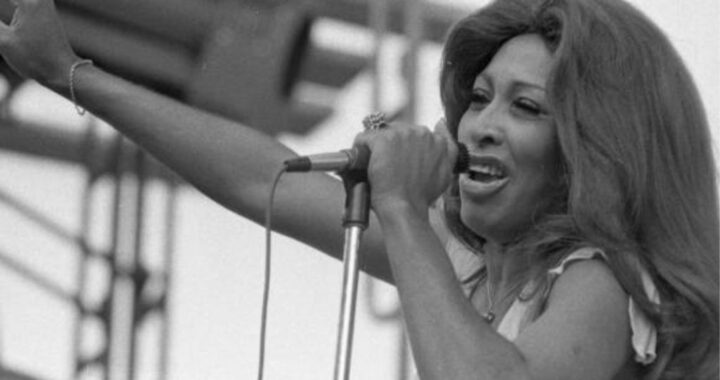 Tina Turner – Let’s Stay Together 1972