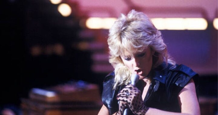 Bonnie Tyler – Faster Than the Speed of Night 1983