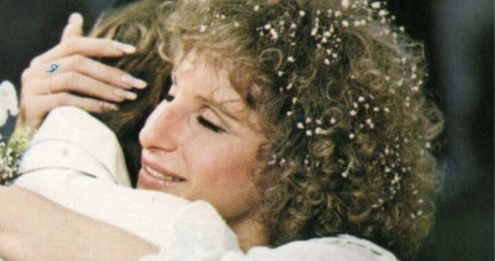 Barbra Streisand – Evergreen (Love Theme from “A Star Is Born”) 1976