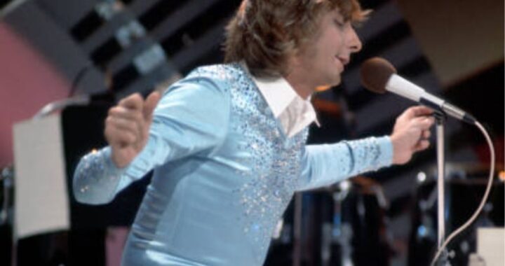 Sandra – Barry Manilow (Lyrics) 1974