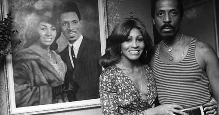 Ike & Tina Turner – Proud Mary (1971) | LIVE