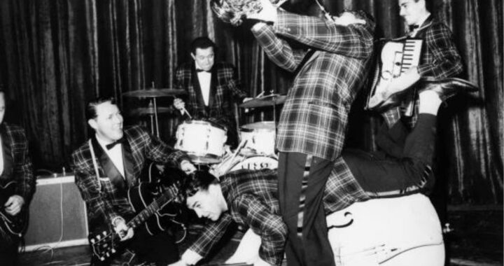 Bill Haley & His Comets – Happy Baby 1955