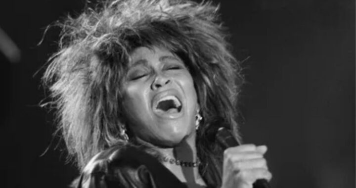 Tina Turner – Two People (1985) Lyrics