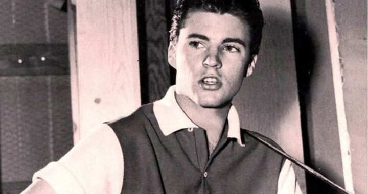 Ricky Nelson – Waitin’ in School 1957