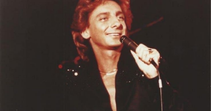 Barry Manilow – Looks Like We Made It (1977) with Lyrics