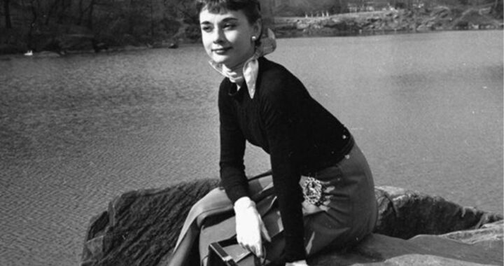 Audrey Hepburn – Moon River 1961