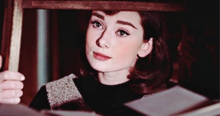 Audrey Hepburn – How Long Has This Been Going On 1957